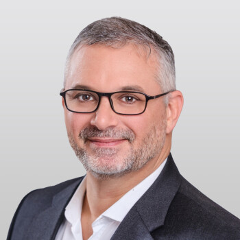 Thomas Bardet Headshot